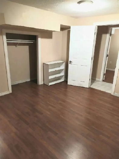 Room for Rent in ANCASTER at Golf Links Road & Meadowlands Image# 5
