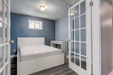 Fantastic Location! 1 Private Bed w. Private Backyard   ALL IN! Image# 4