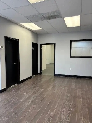 INDUSTRIAL SPACE FOR RENT AT CHESSWOOD AND SHEPPARD Image# 9