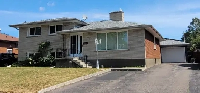 RIVER TERRACE AREA – EXECUTIVE LARGE 4 LEVEL 4 BEDROOM SPLIT Image# 6
