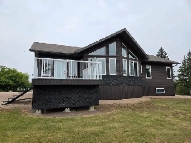 Online Auction, 933 Front Street South Broadview Sk Image# 3