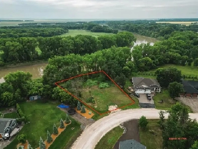 FOR SALE: Riverfront Pie Lot in St. François Xavier Image# 5