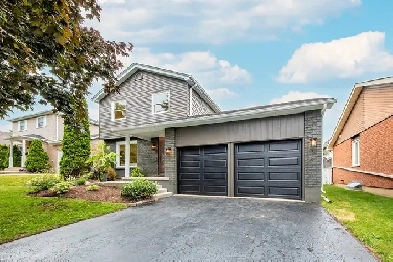 Exceptional Turn Key Home - 14 Mariposa Drive, Orillia, ON Image# 4