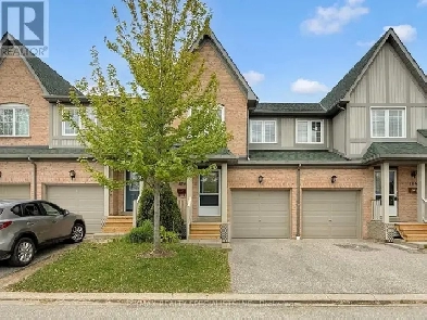 Mississauga Townhouse Image# 2