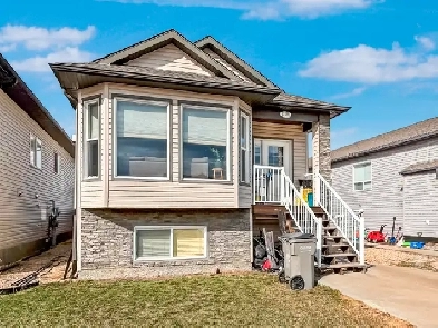 Legal Up/Down 5 Bed 2 Bath in Westpointe Image# 7