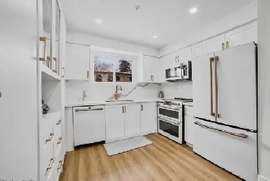 Townhome near the Lake, Burlington - $680,000 Image# 8