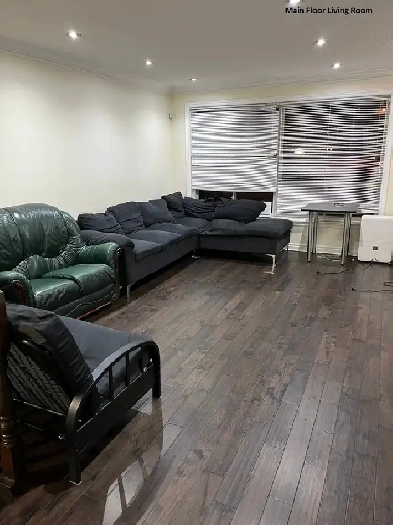 Main Floor 3 Bedroom whole Unit with Living, Dining, Kitchen Image# 10