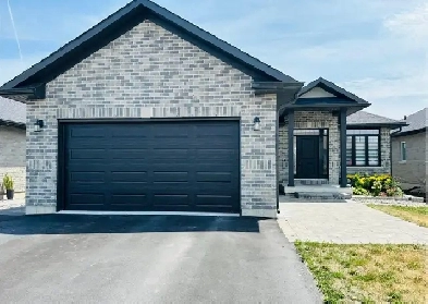 Bright and Spacious 2 Bedrooms basement apartment in Belleville Image# 1