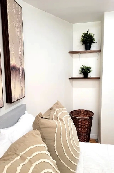 Single Room for Rental (Near Scarborough Heights) Image# 1