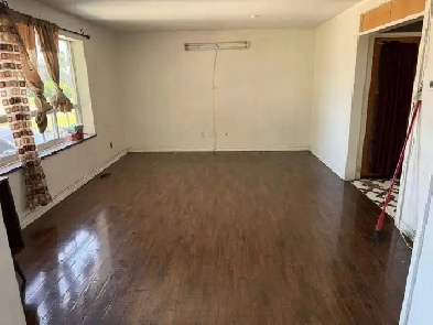 Three Bedroom House for rent Image# 1