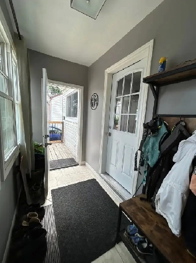 Detached Home in  Central St. Catharines Image# 2