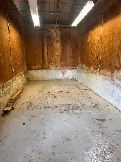 INDOOR AND OUTDOOR SPACE FOR RENT Image# 3