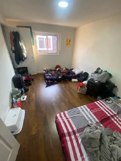 ROOM FOR RENT Image# 1