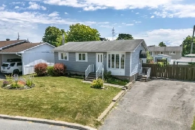 Magnifique bungalow de 4 chambres en plein cœur de Gatineau Image# 1