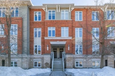 Spacious 2 Bed 3 Bath close to all amenities in Barrhaven Image# 4