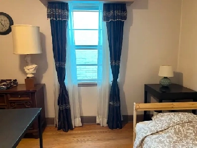 Room for Rent for Female (Yonge and Steeles) Image# 3