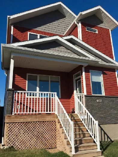 AWESOME Furnished 1 Bedroom, Everything Included Basement Suite Image# 4