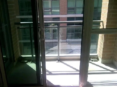 Queen St. W & Dufferin Image# 4