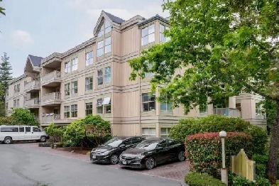 Upgraded, spacious 2 bedroom condo with 2 balconies and undergro Image# 10
