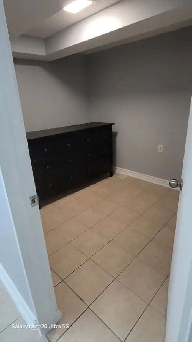 JUST REDUCED Sep. Ent, private, 1-BDRM BSMNT Apt - KENNEDY STN Image# 2