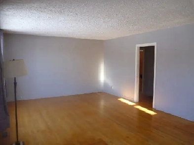 3 Bedroom Apartment $1950 P.O.U. near MUN Image# 9