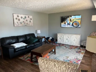 House for rent- 3 bed 2 bath Image# 2