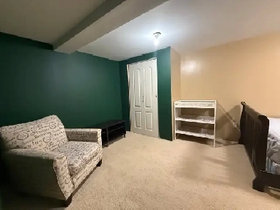 Private walkout basement with one furnished room Image# 1