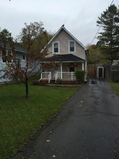 2 Bedroom House for Rent – Harrington Street, Arnprior Image# 2
