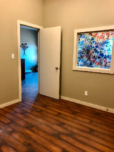 1 Office -Great Area in Clearview Industrial Park, Free Parking Image# 1