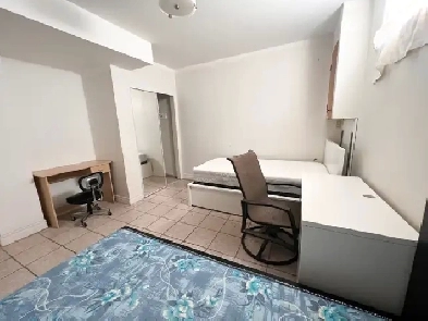 Furnished Private Room for Rent in Scarborough (From August) Image# 8