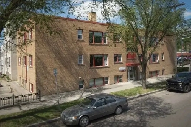 2 EDROOM APARTMENT - AUGUST 1, 2025 - $1,337.00 Image# 4