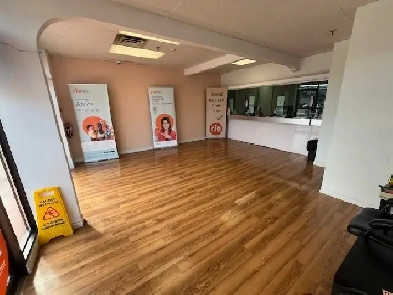 Ground Floor Commercial Unit for Rent – 3038 Hurontario Street Image# 4
