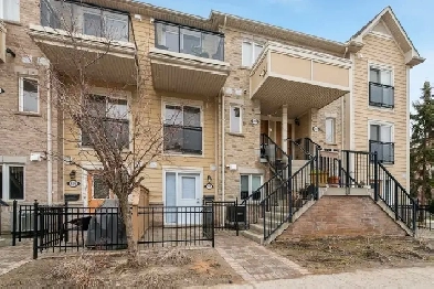 ONE BDRM SUITE IN THE HEART OF ERIN MILLS! Image# 2