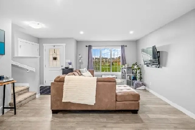 Row/Townhouse for Sale - 4709 Keller Avenue East Image# 9