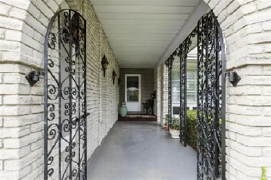 184 Forestwood Drive, Kitchener - Just Listed with PC275 Realty Image# 4