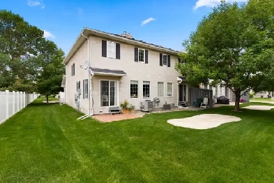 OPEN HOUSE - #50-2400 Tell Pl-Move In Ready Condo In River Bend Image# 1