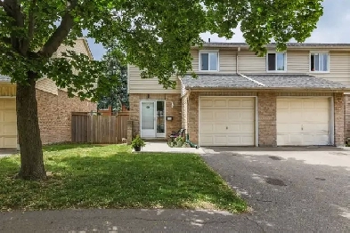 END-UNIT IN CENTRAL LOCATION - 3 1 BED, 2 BATH Image# 10
