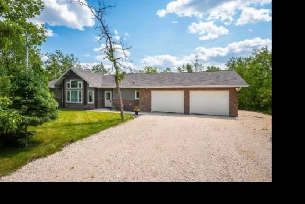 1600sqft Bungalow on a Mature Treed Lot only 25min from N Perim! Image# 9
