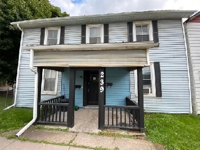 239 King Street East - Easy living in downtown Gananoque, what m Image# 6