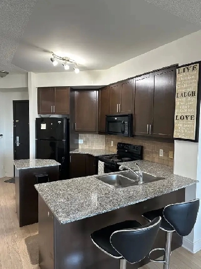 Available NOW Furnished 1 1 condo Square One Image# 2