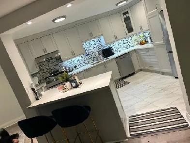 Full furnished & Renovated 3-Bedroom Condo Apartment for Lease Image# 6