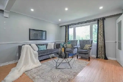 Beautiful 3 Bedroom House In Scarborough Image# 8