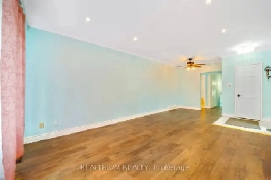 AMAZING ! Welcome To This Spacious Home For Rent In Scarborough Image# 7