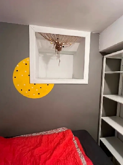 A furnished room for weekly rent Image# 4
