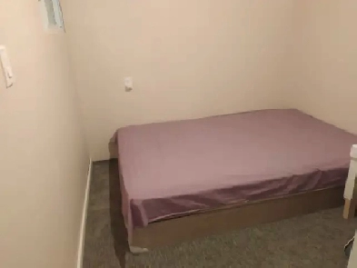 Tuscany地铁站两室一厅地下室basement 2rooms 1bathroom Image# 2