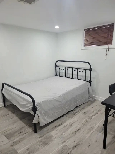 Mamaster university 6 bedroom detached house for $4500 Image# 10