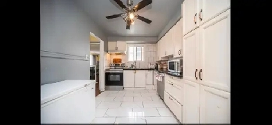 3 BR Upper-Level Unit for Rent Image# 1