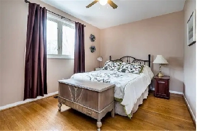 Rooms for rent Aug 1  Georgian  College area. Image# 1