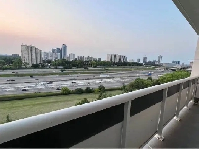 Fully furnished prime location 3 bdrm apartment Image# 4