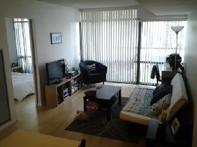 Downtown Yonge subway Murano 1 bedroom $2195 Image# 3